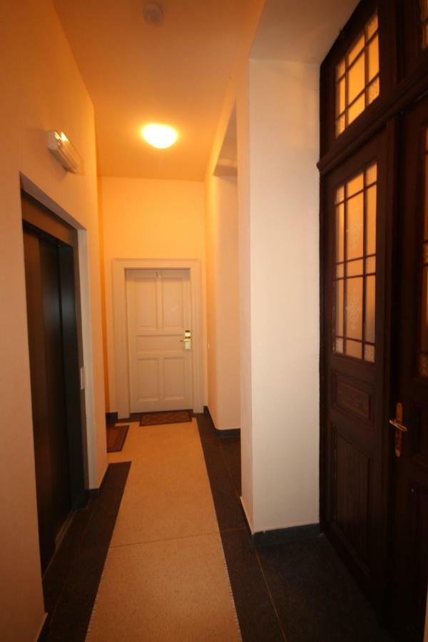 Apartment Hálkova 5 Praga Exterior foto